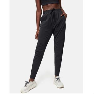 Outdoor Voices Track Pant in Black